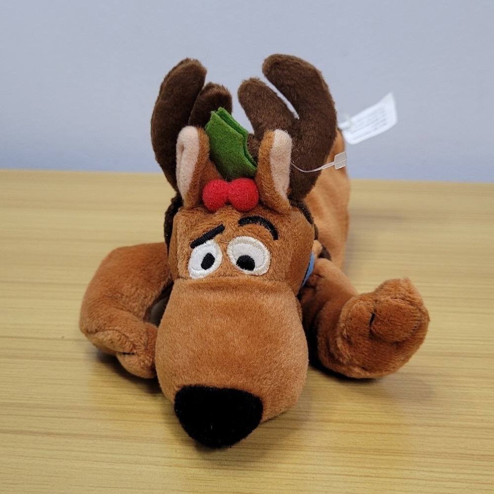Vintage 1997 Warner Bros. Cartoon Network Scooby Doo Reindeer Christmas Plush 9"
